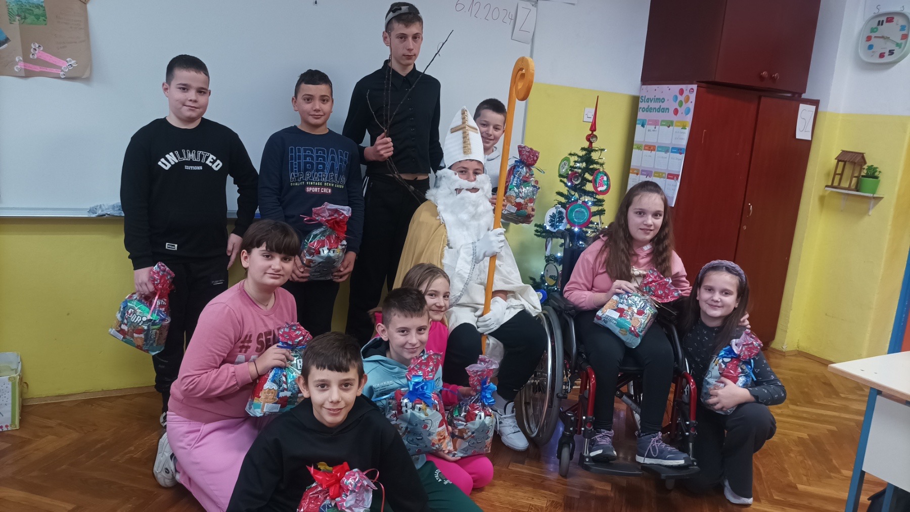 Pročitajte više o članku Sveti Nikola u našoj školi