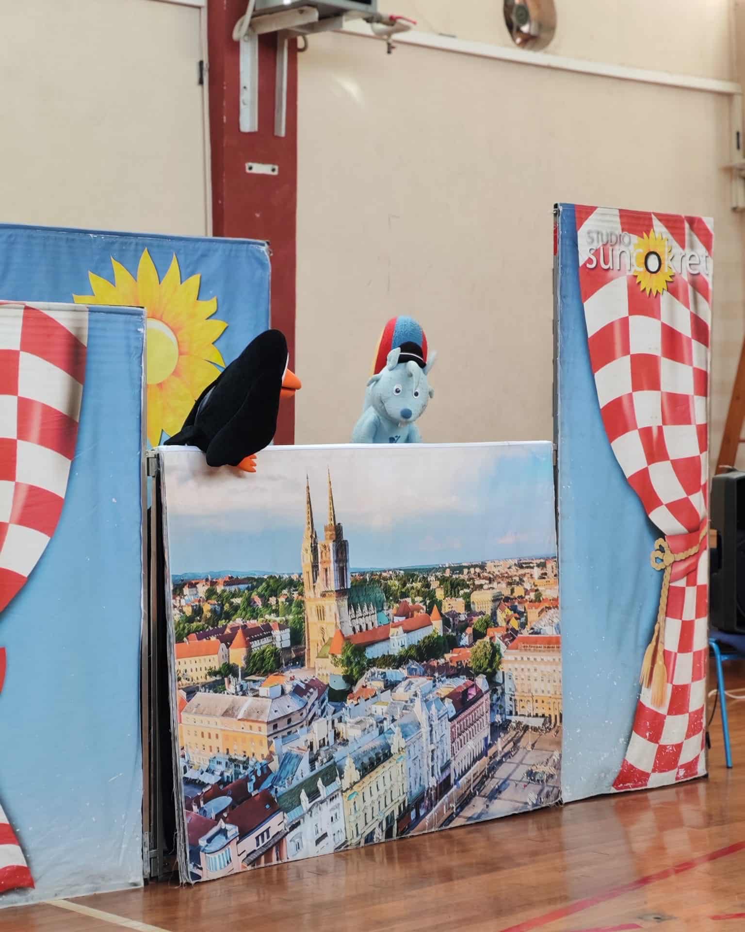 Pročitajte više o članku Lutkarski mjuzikl u našoj školi